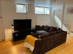 2 en suite rooms and Large Kitchen